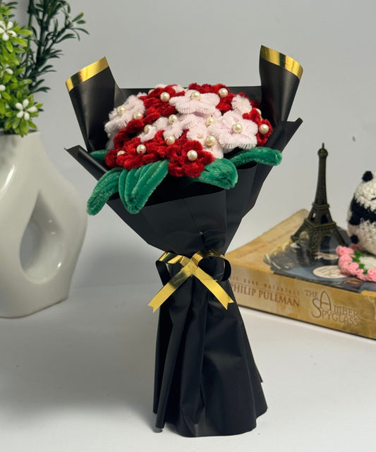 The Pearl Midnight Bouquet
