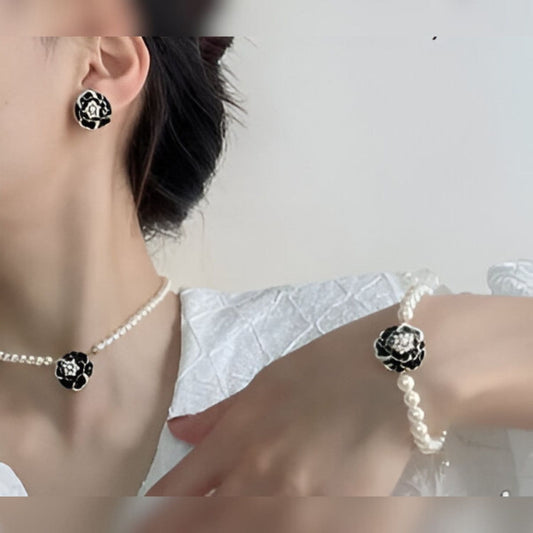 Elegant Floral Pearl Set